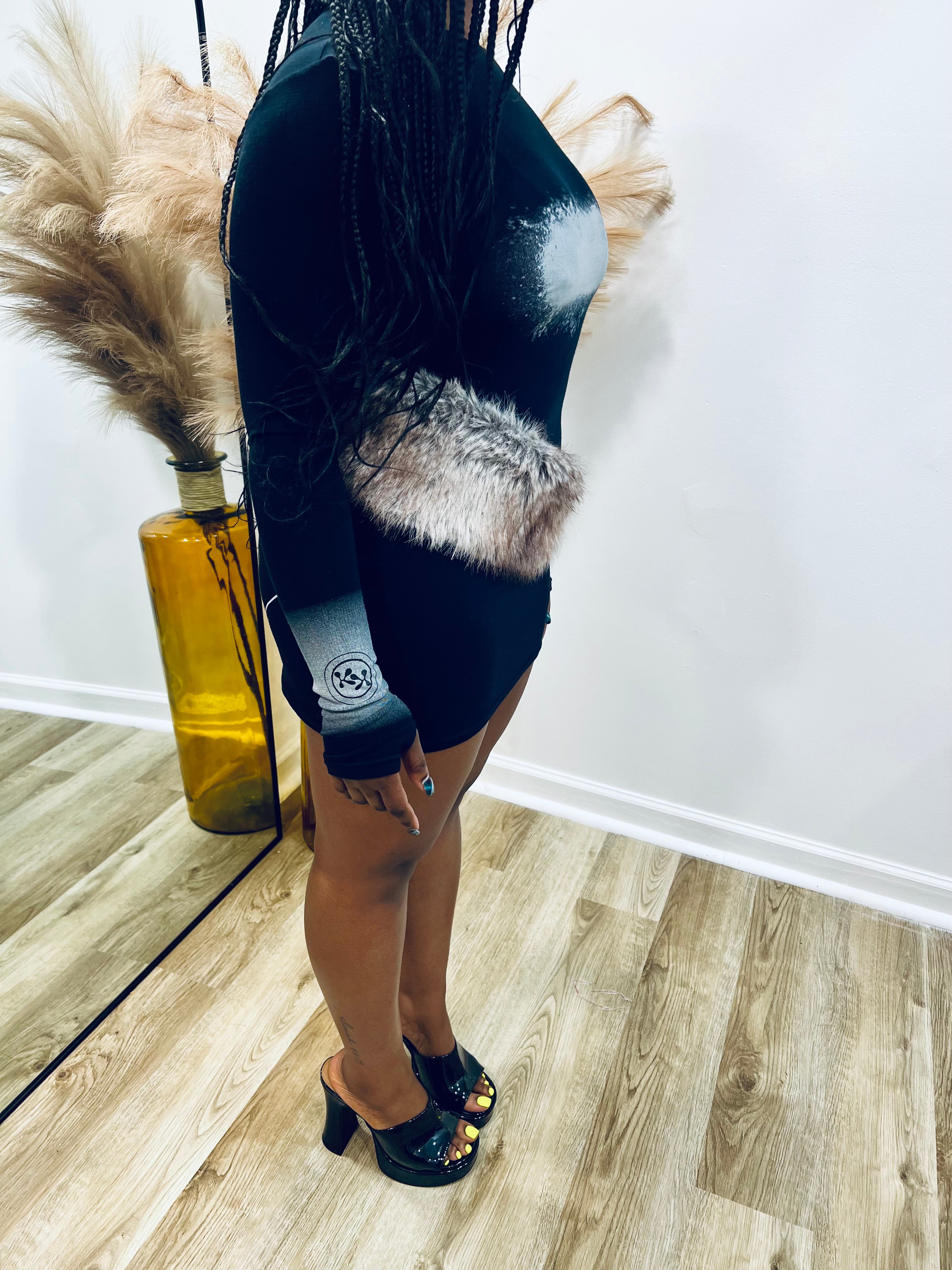 ***PRE SALE*** FAUX FUR YETI BELT